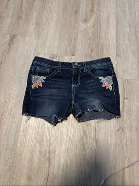 Squeeze Dark Indigo Denim Shorts with Colorful Embroidery